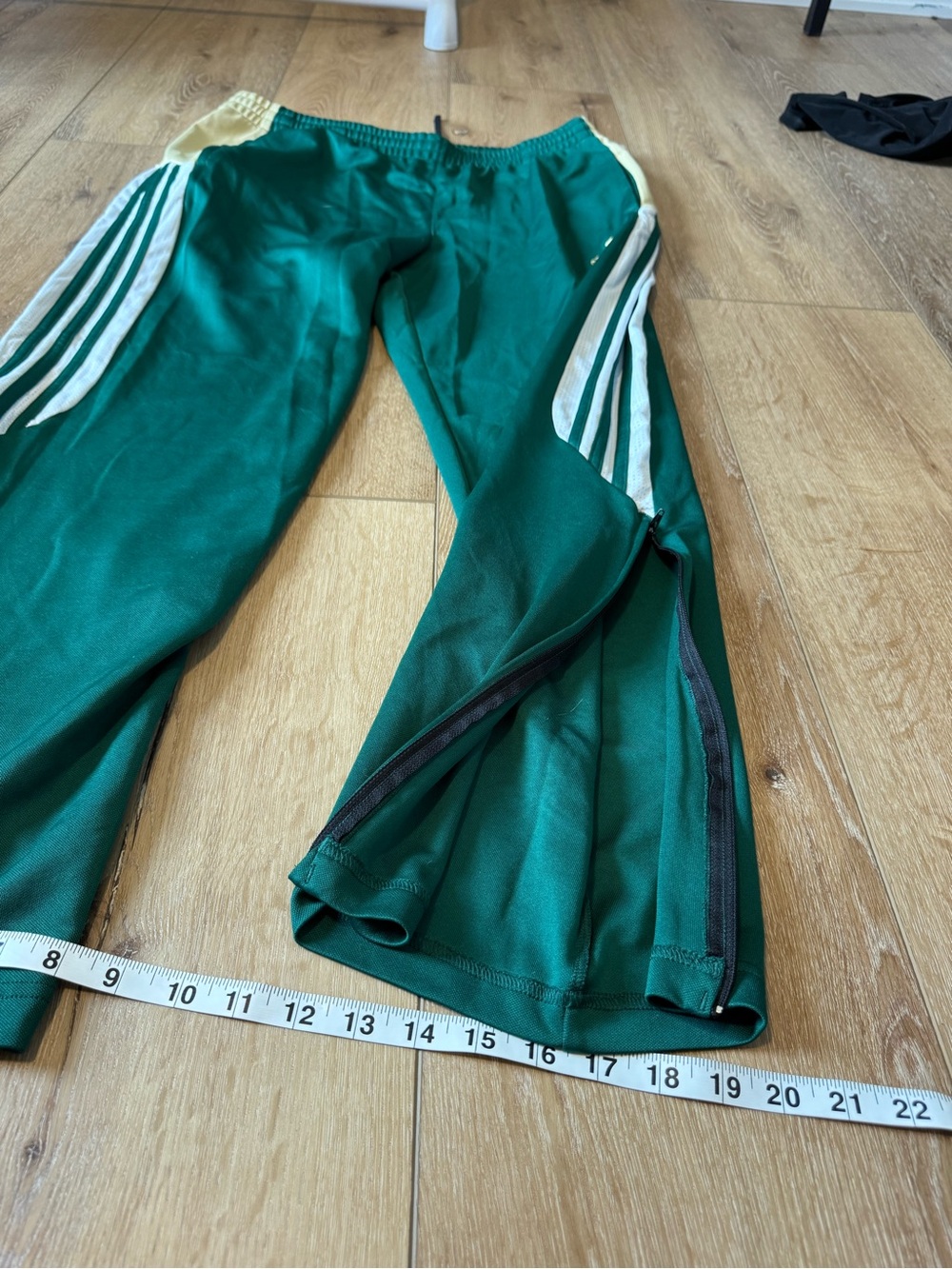 MENS ADIDAS PANTS SIZE XL GREEN GOLD WHITE CLIMACOOL - Picture 4 of 9